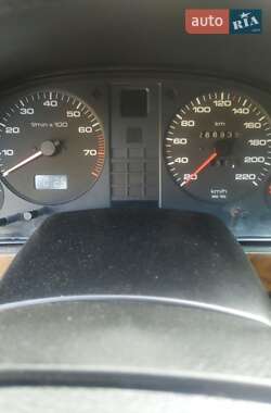 Седан Audi 80 1994 в 