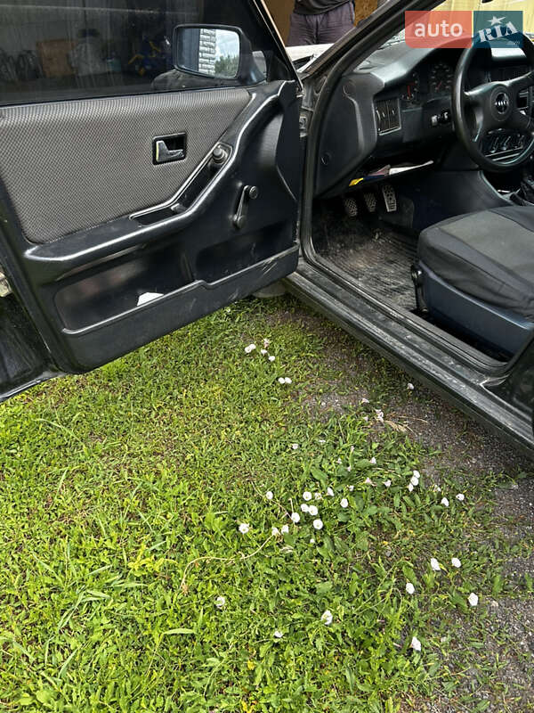 Седан Audi 80 1992 в Борисполі