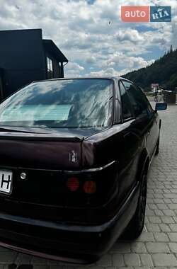 Седан Audi 80 1990 в 