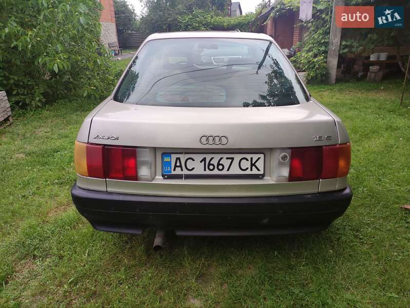 Седан Audi 80 1987 в Луцьку