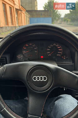 Универсал Audi 80 1993 в 