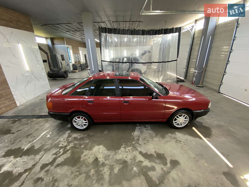 Седан Audi 80 1987 в Львові