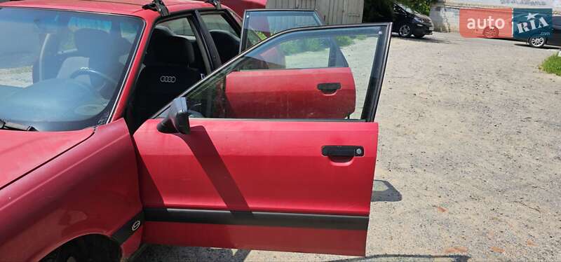 Седан Audi 80 1988 в Виннице