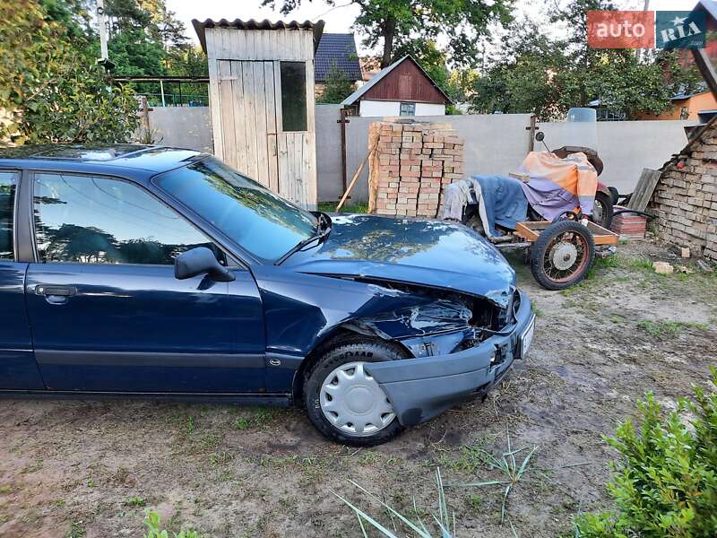 Седан Audi 80 1990 в Василькове