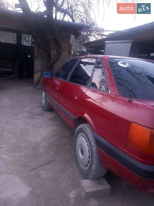 Седан Audi 80 1988 в Перемишлянах