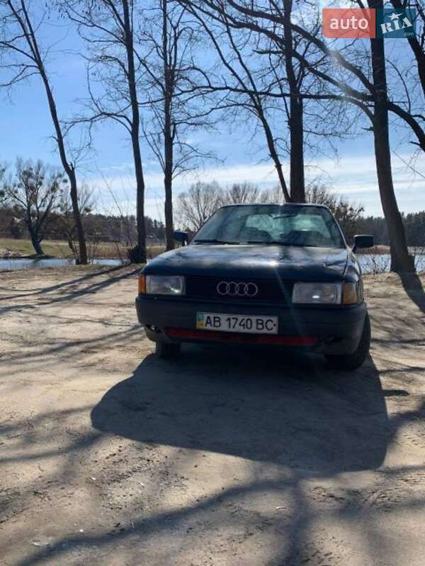 Седан Audi 80 1989 в Романове