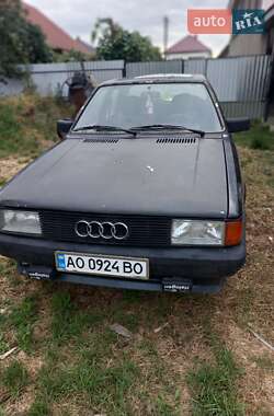 Седан Audi 80 1986 в Виноградові