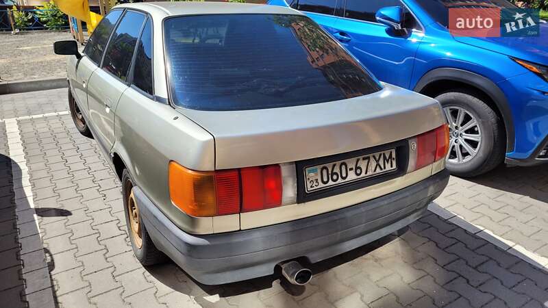 Седан Audi 80 1987 в Хмельницком