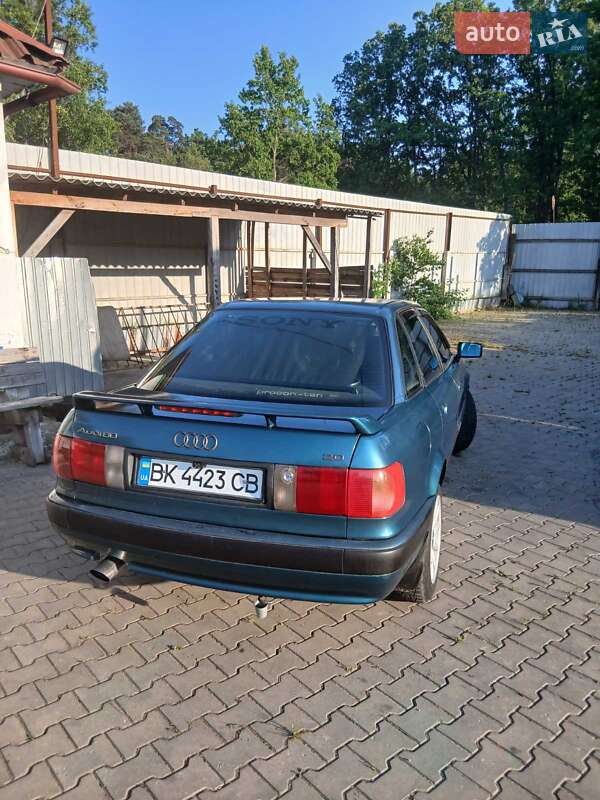 Седан Audi 80 1992 в Ровно
