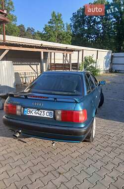 Седан Audi 80 1992 в 