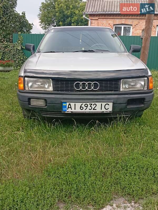 Audi 80