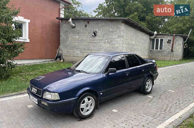 Седан Audi 80 1993 в Чернівцях