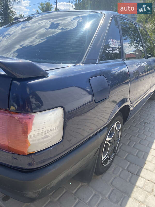 Седан Audi 80 1988 в Первомайську