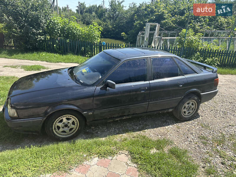 Седан Audi 80 1990 в Хотине