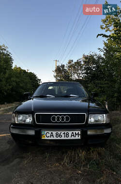 Седан Audi 80 1992 в 