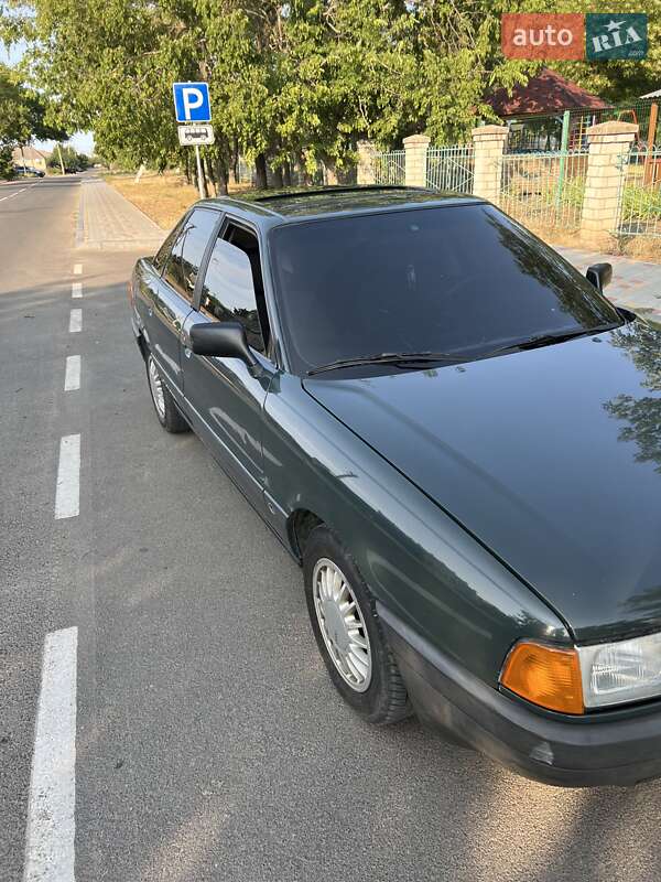 Седан Audi 80 1988 в Вознесенську