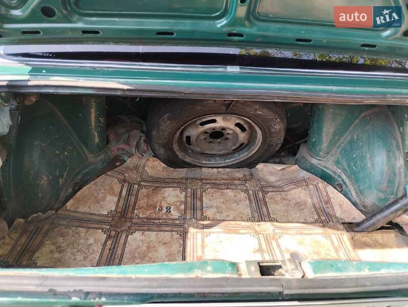 Седан Audi 80 1978 в Городке