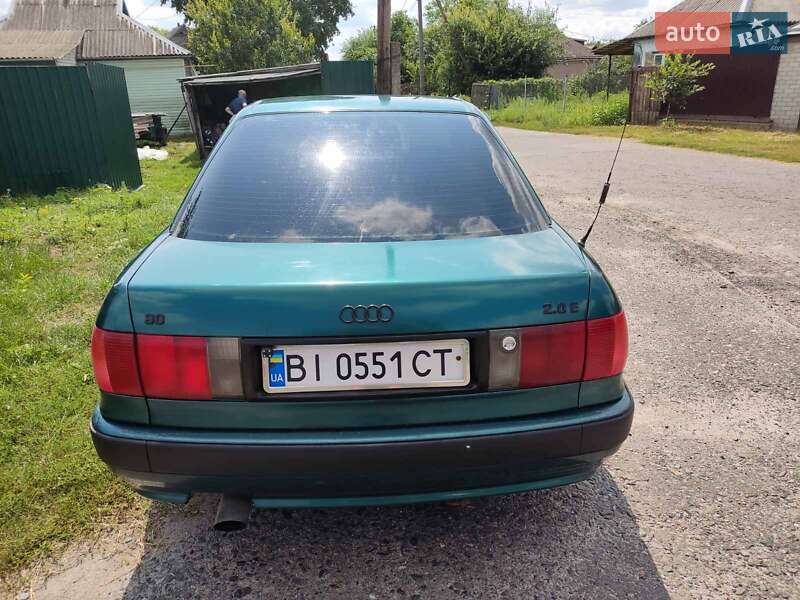 Седан Audi 80 1993 в Решетиловке