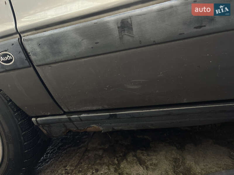 Седан Audi 80 1987 в Днепре