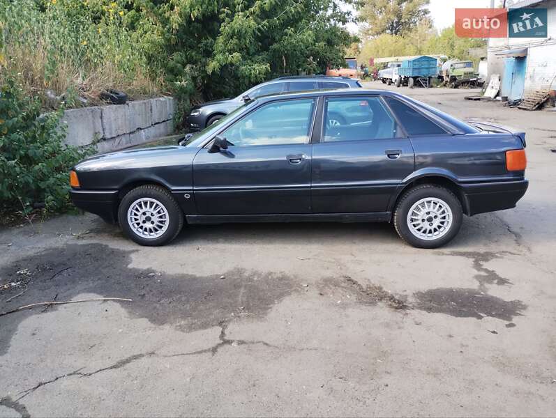 Седан Audi 80 1987 в Києві фото 27 Седан Audi 80 1987 в Києві