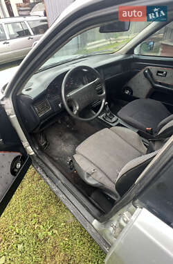 Универсал Audi 80 1994 в 