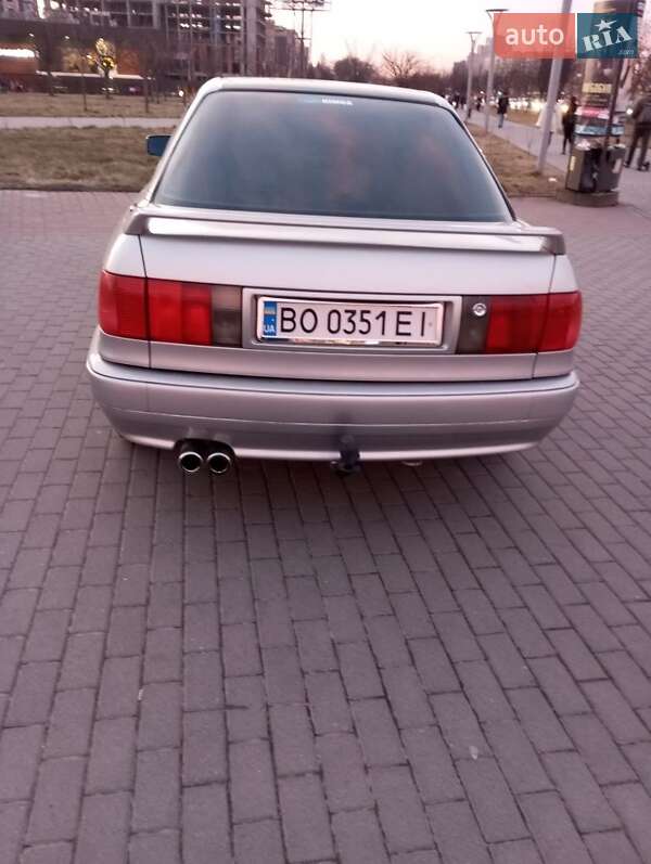 Седан Audi 80 1993 в Львове