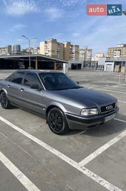 Седан Audi 80 1992 в Киеве