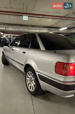 Седан Audi 80 1988 в 