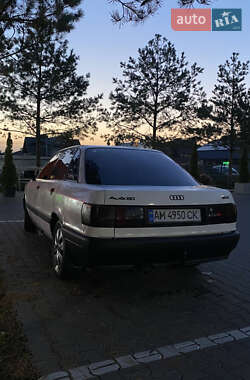 Седан Audi 80 1988 в 