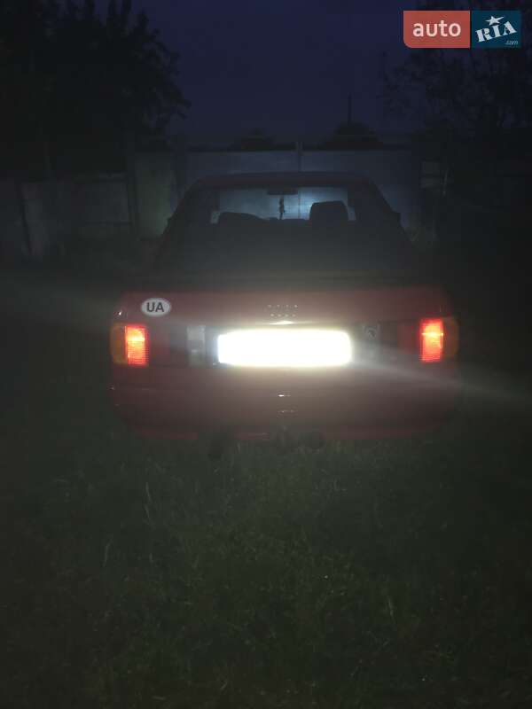 Седан Audi 80 1989 в Новомиргороде