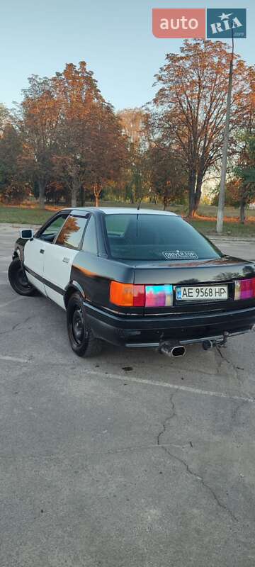 Седан Audi 80 1990 в Днепре