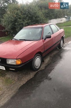 Седан Audi 80 1987 в Костополе