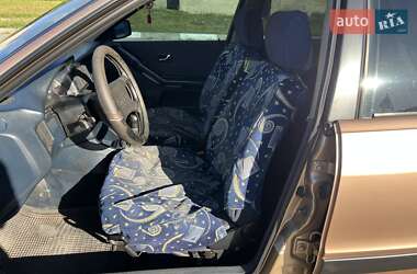 Седан Audi 80 1987 в 