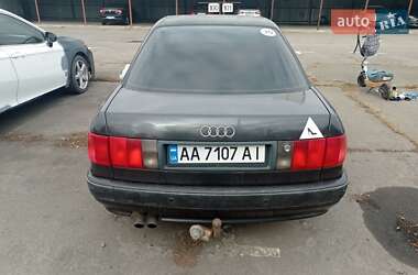 Седан Audi 80 1993 в 