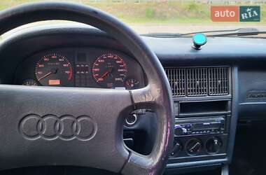 Седан Audi 80 1986 в 