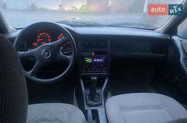 Универсал Audi 80 1993 в 