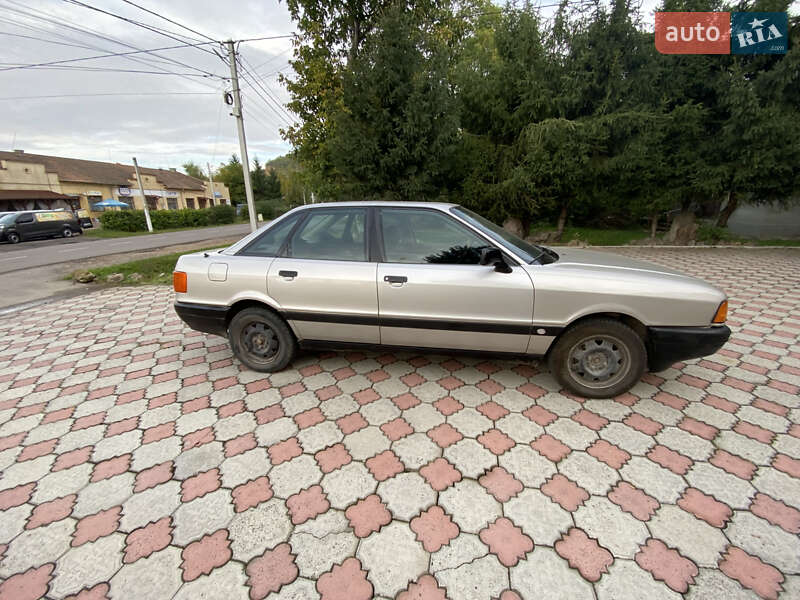 Седан Audi 80 1989 в Береговому