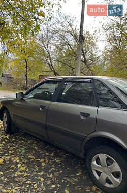 Седан Audi 80 1988 в 