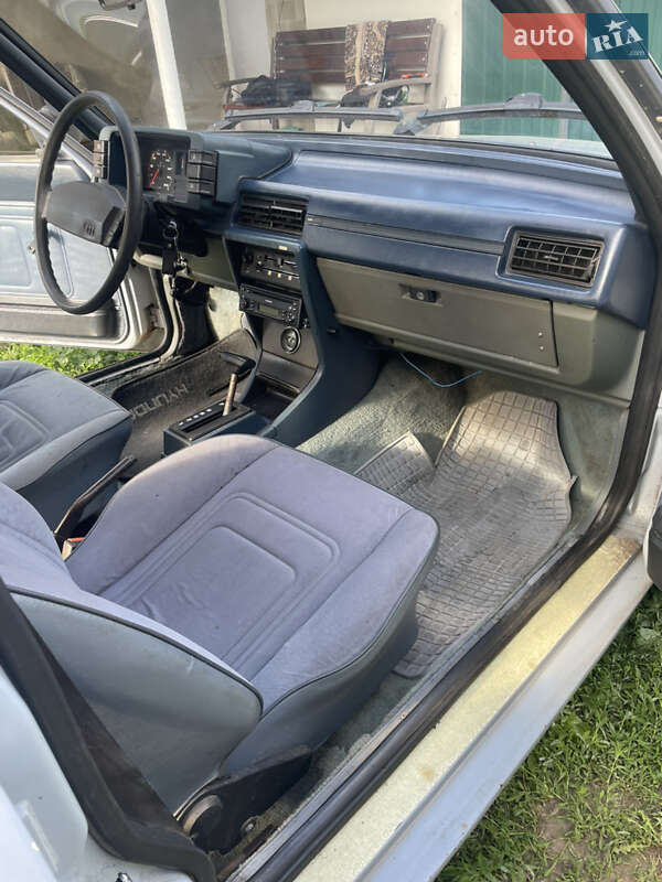 Седан Audi 80 1980 в Бобровице