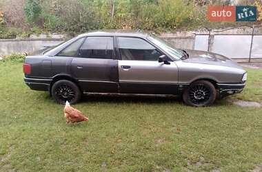 Седан Audi 80 1987 в  фото 11 Седан Audi 80 1987 в
