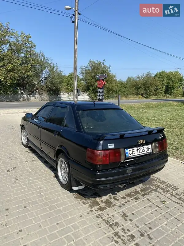 Audi 80