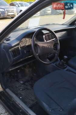 Седан Audi 80 1988 в  фото 2 Седан Audi 80 1988 в