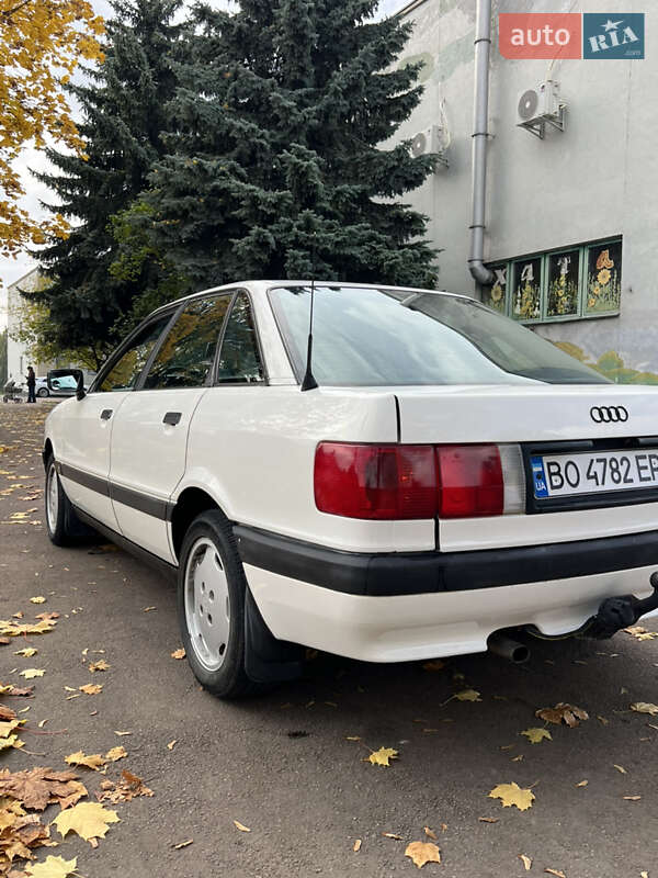 Седан Audi 80 1988 в Рівному