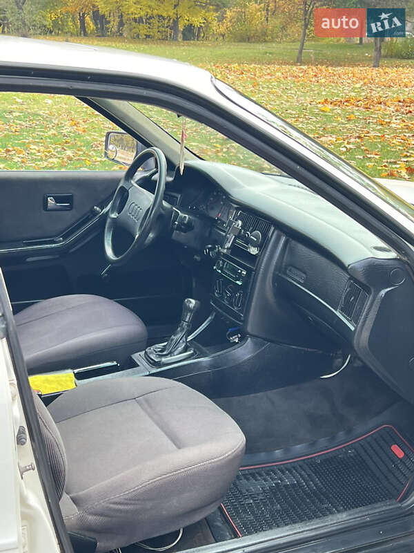 Седан Audi 80 1988 в Рівному