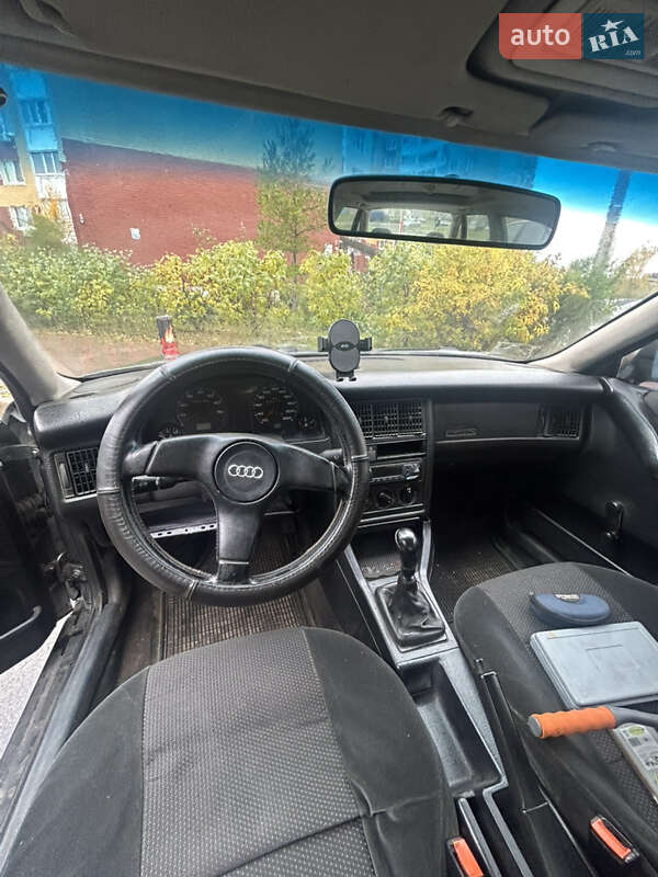 Седан Audi 80 1990 в Киеве