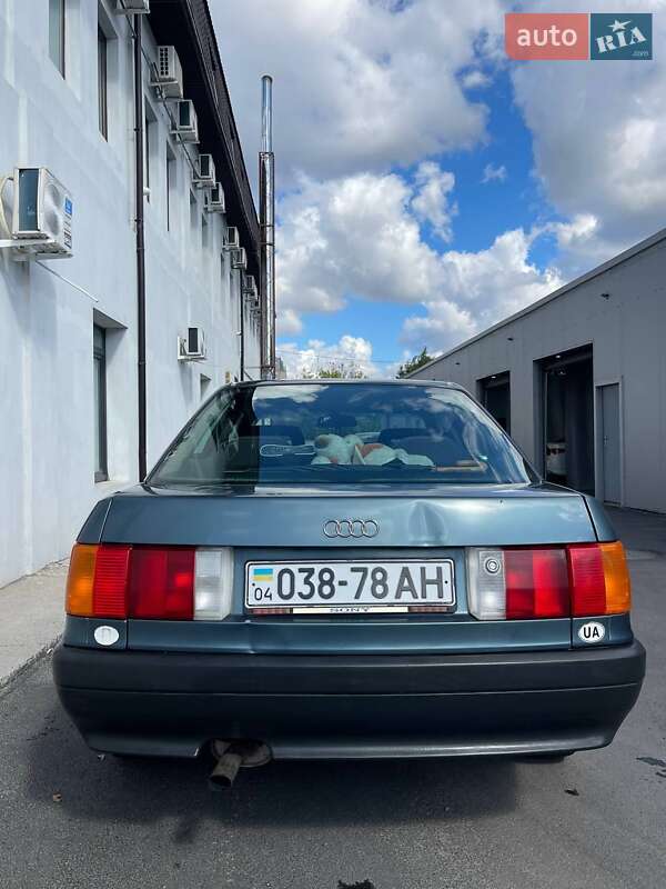 Седан Audi 80 1989 в Дніпрі