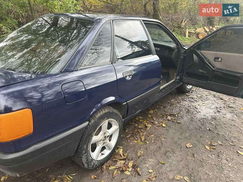Седан Audi 80 1988 в Уланові фото 3 Седан Audi 80 1988 в Уланові