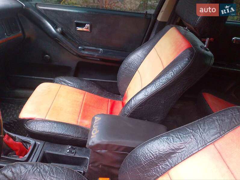 Седан Audi 80 1989 в Надвірній