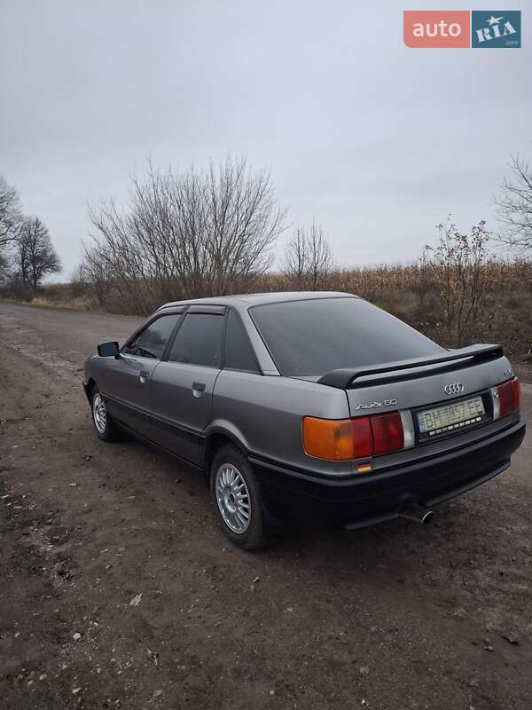 Седан Audi 80 1988 в Глухове фото 5 Седан Audi 80 1988 в Глухове