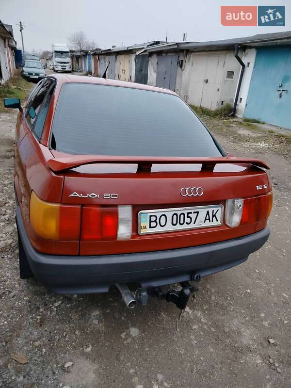 Седан Audi 80 1988 в Тернополі